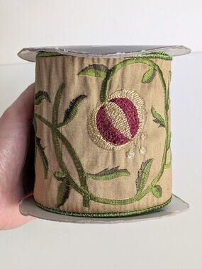 Frontgate Embroidered Willamsburg Pomegranate Crafting Ribbon Wire Edge 4"